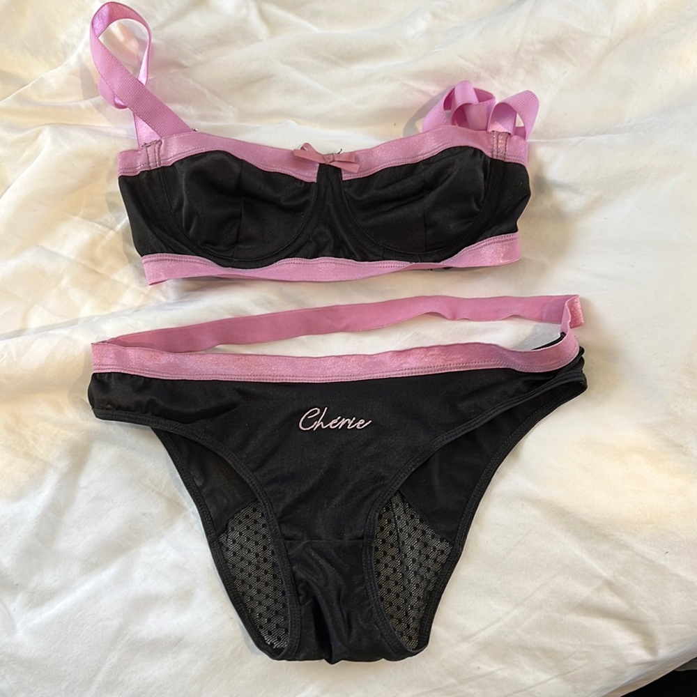 Soreil Lingerie Cherie Bra and Panty set